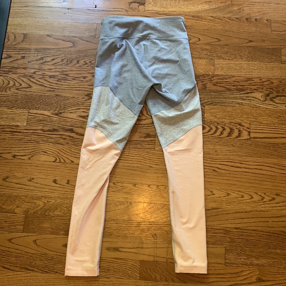 EUC Outdoor Voices Tri-Color legging - Picture 3 of 5